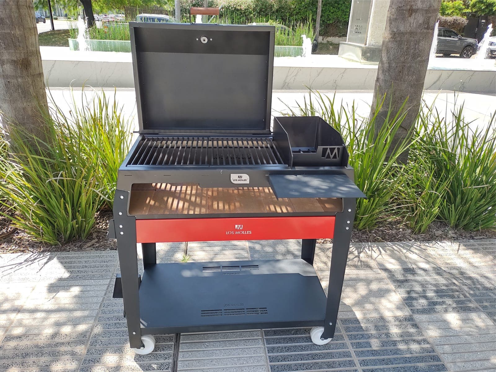 Parrilla Caldén Mediana de Herrería Los Molles