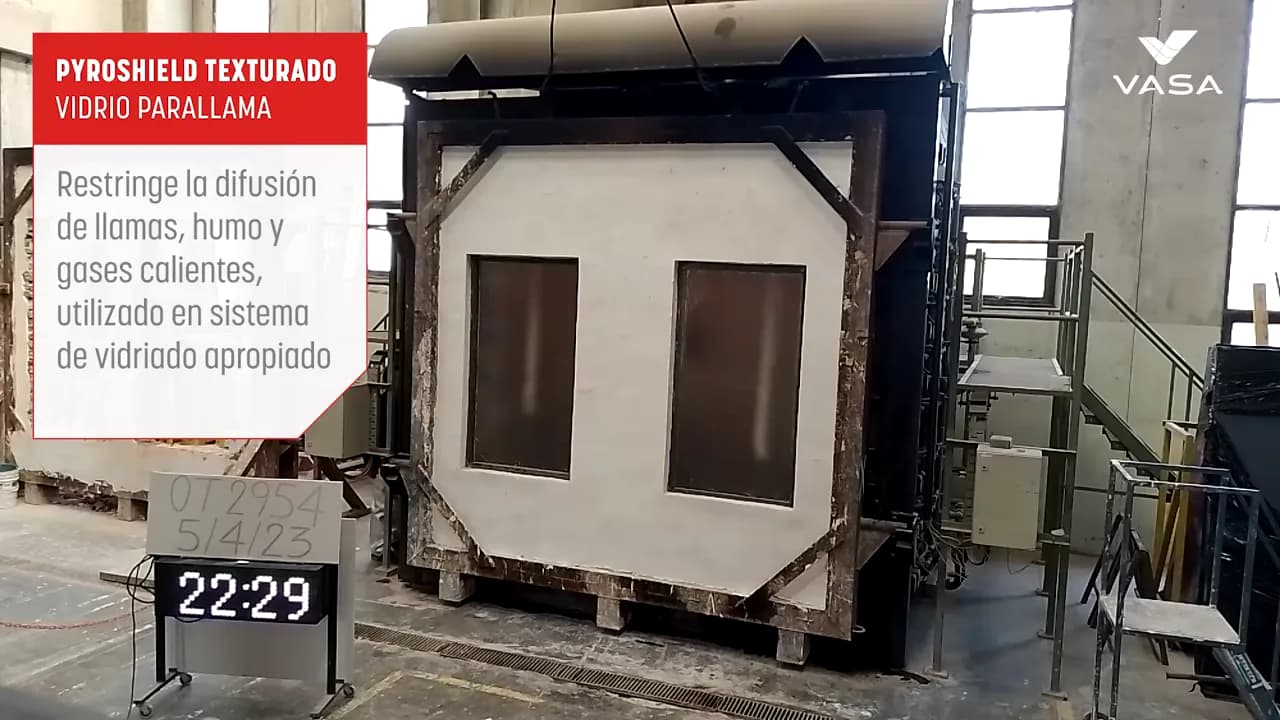 Sistema Pyroshield Texturado durante el ensayo de exposición al fuego en INTI