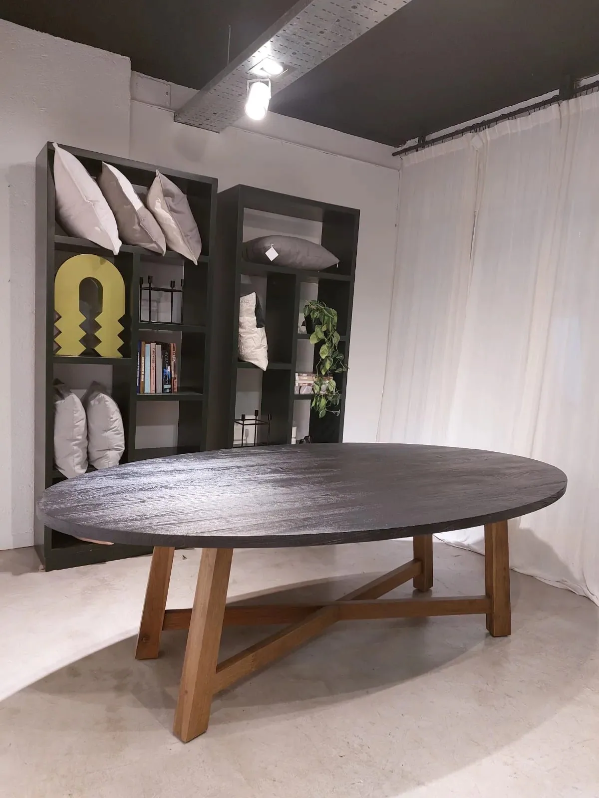 Mesa Oval Paraiso